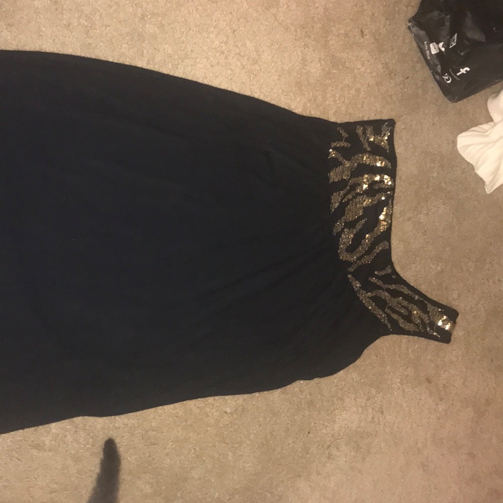 One shoulder dress